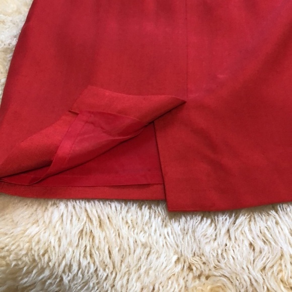 Red skirt silk rayon blend size 4 - Picture 8 of 8